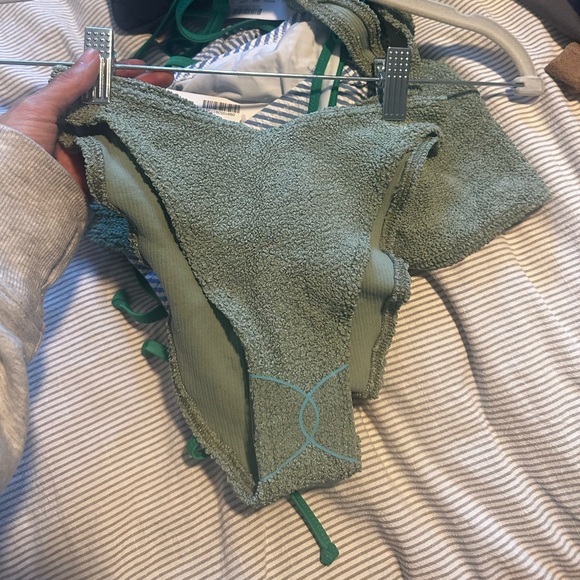 ASOS scrunch bikini set - Size Small - Picture 7 of 7